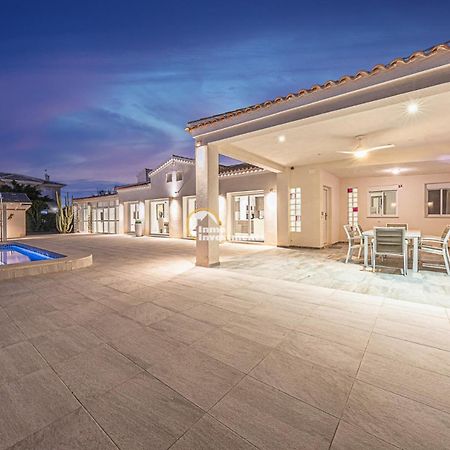 Villa Pyeranch Торрев'єха Екстер'єр фото